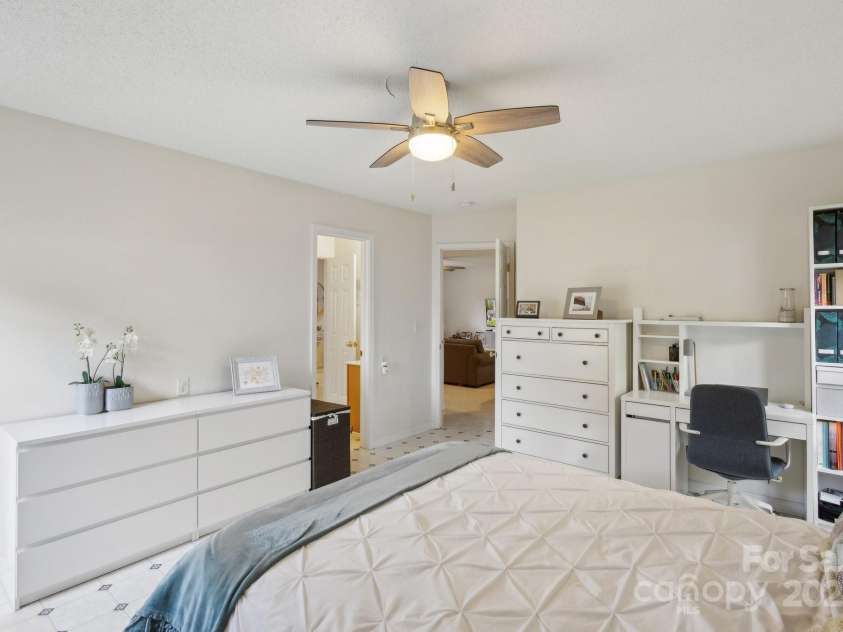 3721 Conway Avenue, Charlotte, NC 28209.  MLS# CAR4263986, YatesRealty ID 24813. 