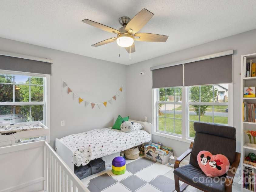 3721 Conway Avenue, Charlotte, NC 28209.  MLS# CAR4263986, YatesRealty ID 24813. 