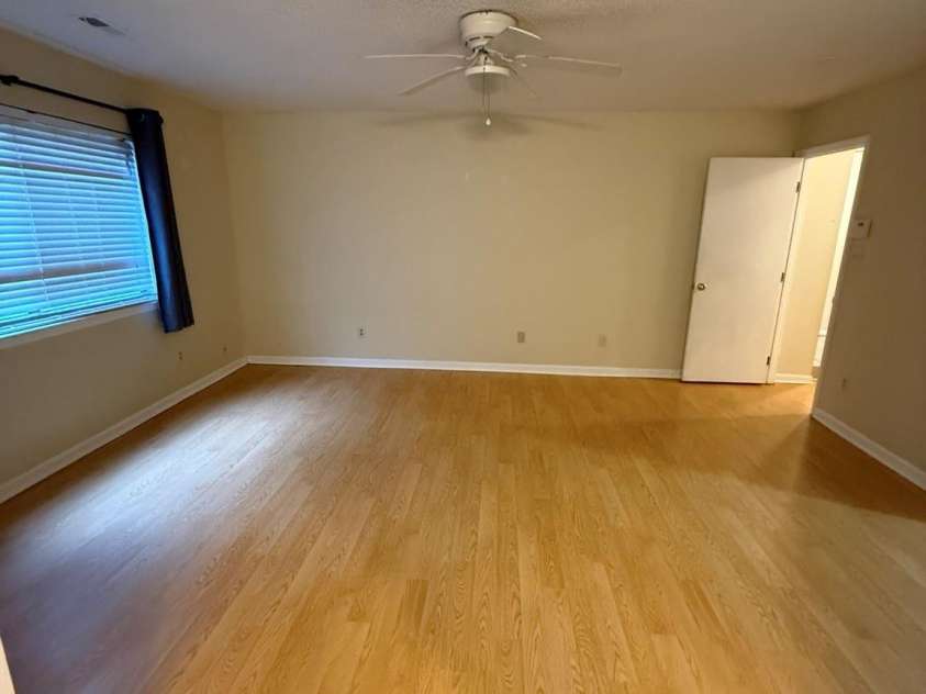 7636 Eastbourne Road, Charlotte, NC 28227.  MLS# CAR4384682, YatesRealty ID 24813. 