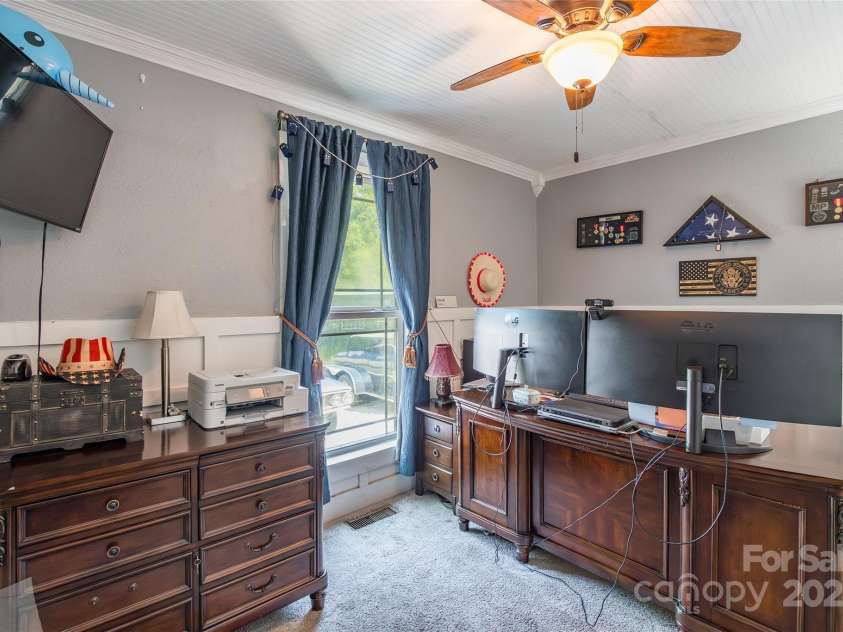 106 Guffey Road, Cherryville, NC 28021.  MLS# CAR4276352, YatesRealty ID 24814. 