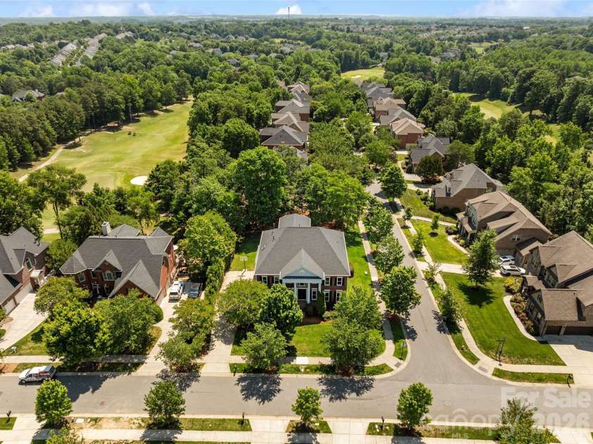 11204 Wescott Hill Drive, Huntersville, NC 28078.  MLS# CAR4384278, YatesRealty ID 24814. 