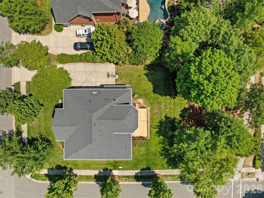11204 Wescott Hill Drive, Huntersville, NC 28078.  MLS# CAR4384278, YatesRealty ID 24814. 