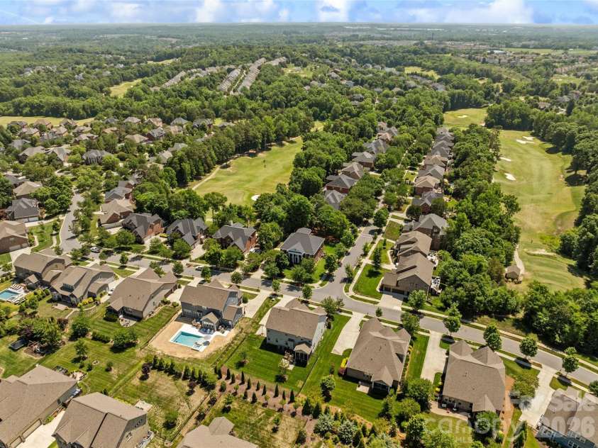 11204 Wescott Hill Drive, Huntersville, NC 28078.  MLS# CAR4384278, YatesRealty ID 24814. 