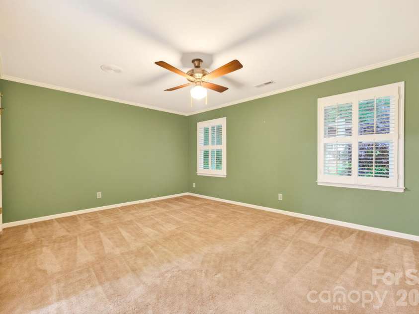 2804 Wimbledon Drive, Gastonia, NC 28056.  MLS# CAR4376535, YatesRealty ID 24815. 2nd bedroom.