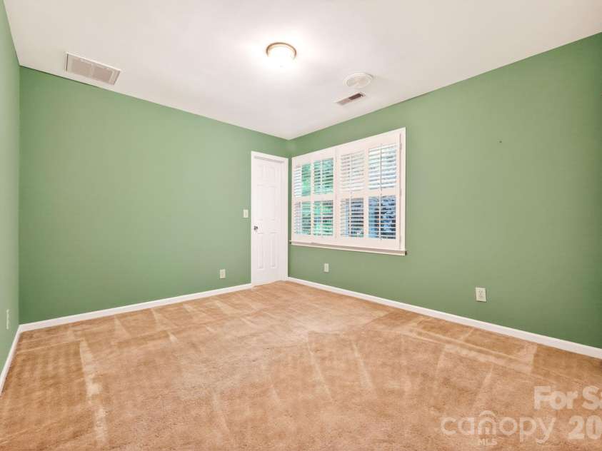 2804 Wimbledon Drive, Gastonia, NC 28056.  MLS# CAR4376535, YatesRealty ID 24815. 4th bedroom.