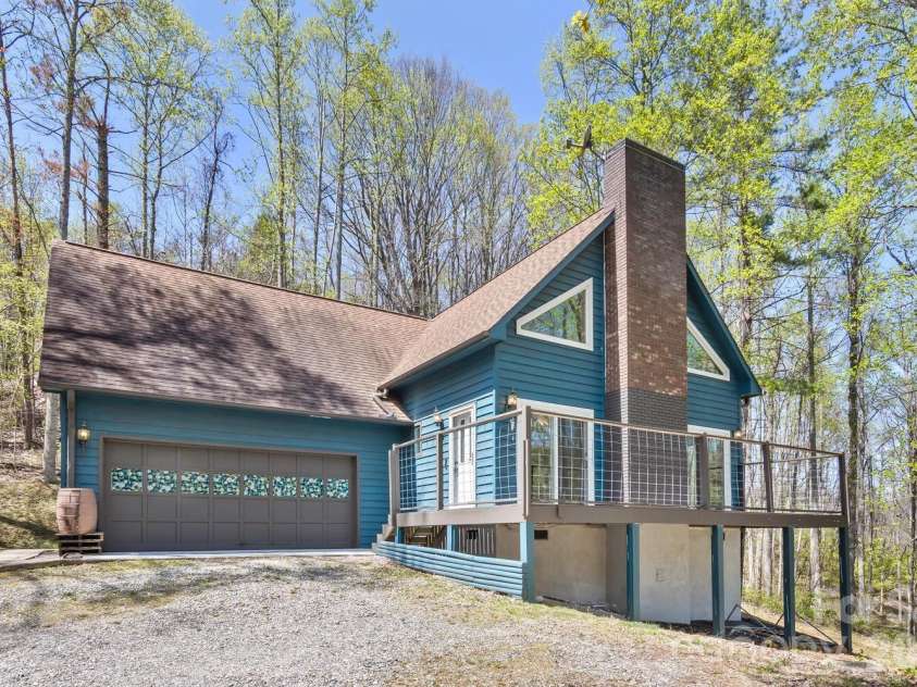 53 Benfield Road, Weaverville, NC 28787.  MLS# CAR4352245, YatesRealty ID 24816. 