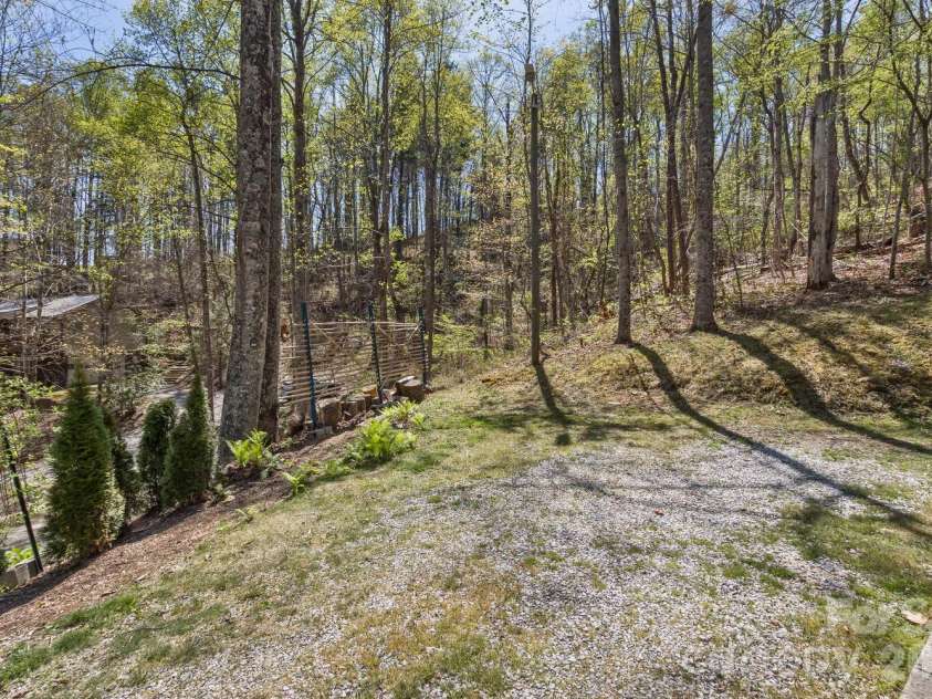 53 Benfield Road, Weaverville, NC 28787.  MLS# CAR4352245, YatesRealty ID 24816. 