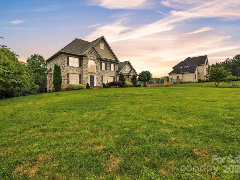 604 Gwendolyn Court, Granite Falls, NC 28630.  MLS# CAR4261551, YatesRealty ID 24816. 