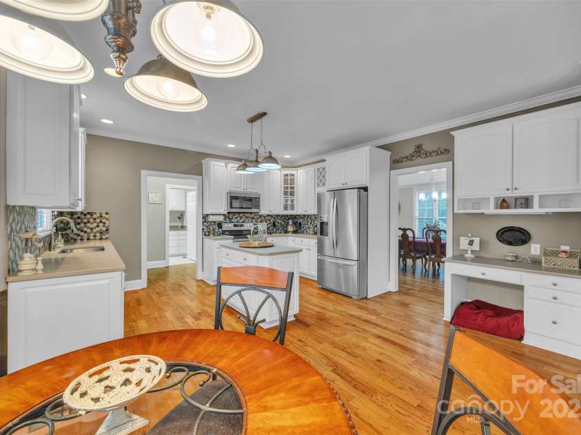 604 Gwendolyn Court, Granite Falls, NC 28630.  MLS# CAR4261551, YatesRealty ID 24816. 