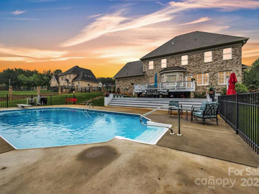 604 Gwendolyn Court, Granite Falls, NC 28630.  MLS# CAR4261551, YatesRealty ID 24816. 