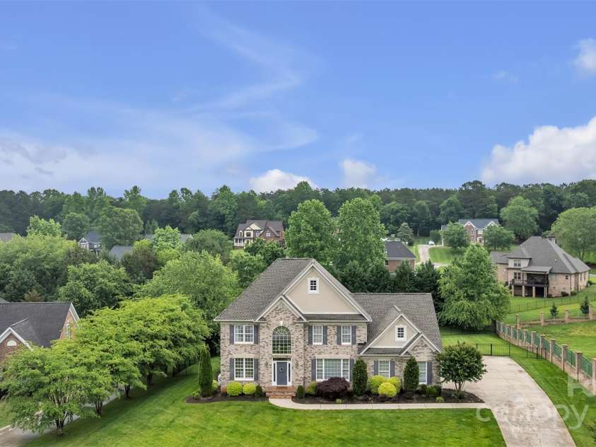 604 Gwendolyn Court, Granite Falls, NC 28630.  MLS# CAR4261551, YatesRealty ID 24816. 