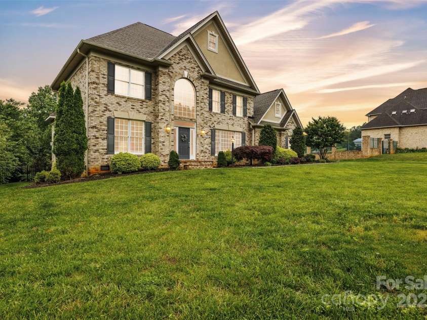 604 Gwendolyn Court, Granite Falls, NC 28630.  MLS# CAR4261551, YatesRealty ID 24816. 