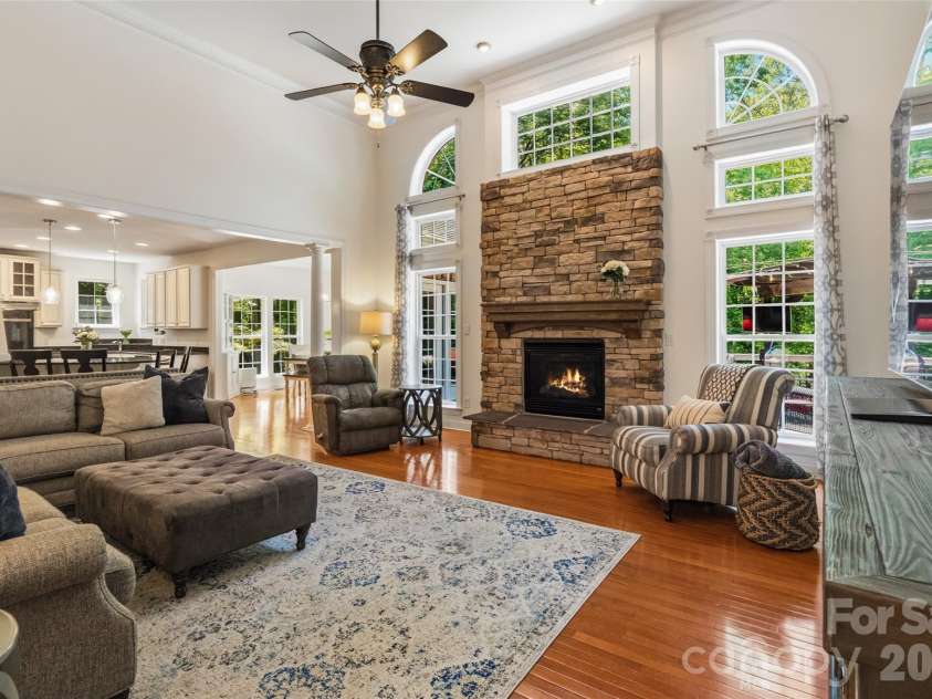 17808 Durrango Court, Charlotte, NC 28278.  MLS# CAR4383282, YatesRealty ID 24817. 