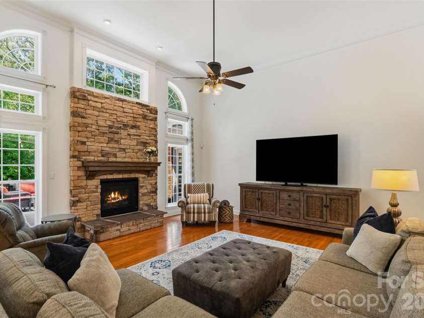 17808 Durrango Court, Charlotte, NC 28278.  MLS# CAR4383282, YatesRealty ID 24817. 
