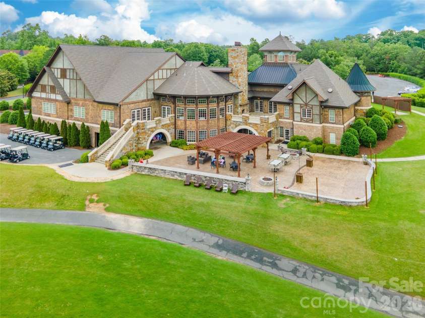 17808 Durrango Court, Charlotte, NC 28278.  MLS# CAR4383282, YatesRealty ID 24817. 