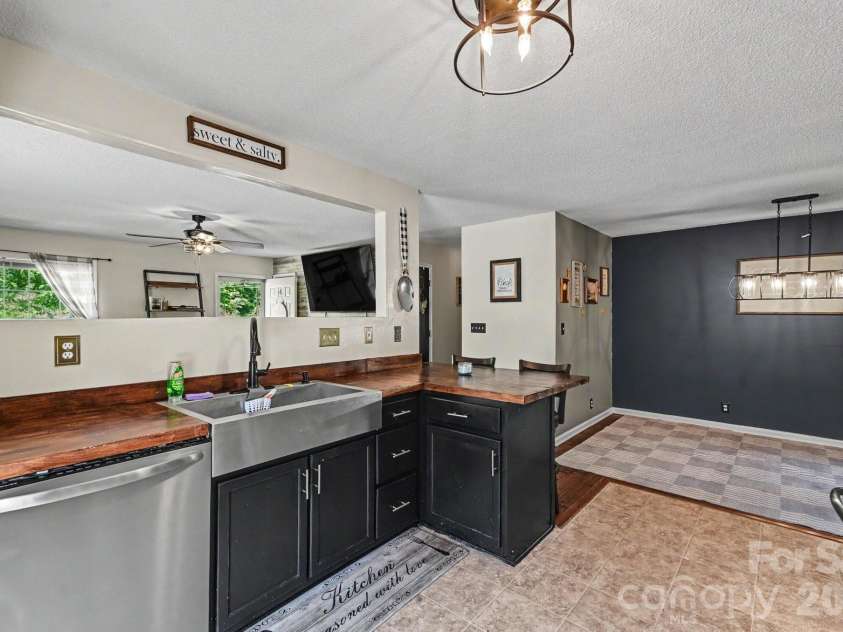 8664 Red Road, Rockwell, NC 28138.  MLS# CAR4378241, YatesRealty ID 24818. Kitchen