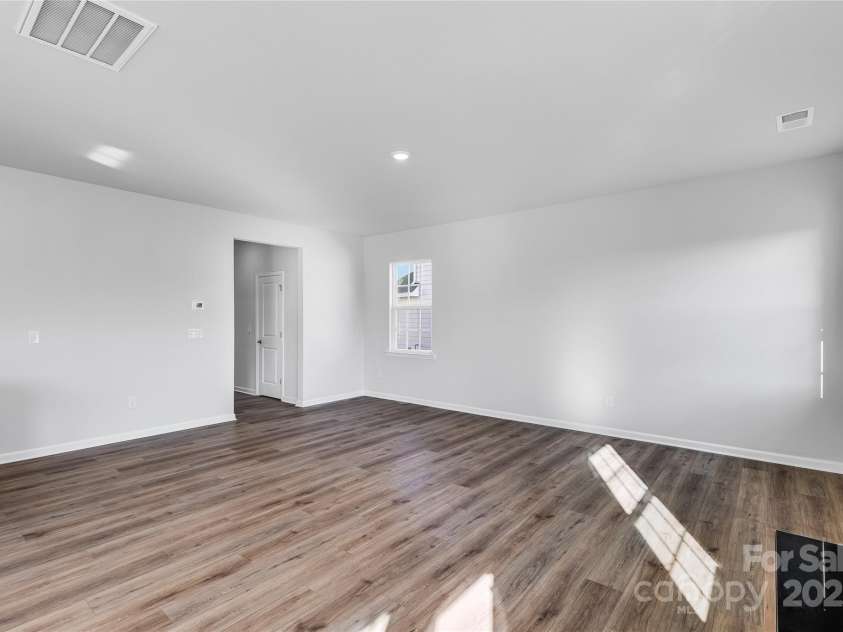 1613 Swallow Tail Drive, Belmont, NC 28012.  MLS# CAR4277394, YatesRealty ID 24821. 