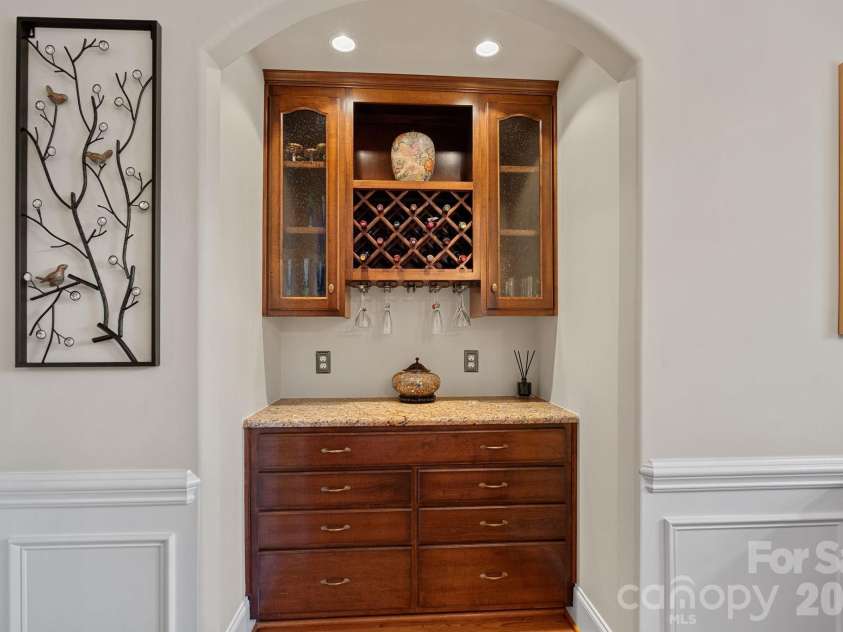 104 Timberside Drive, Davidson, NC 28036.  MLS# CAR4381791, YatesRealty ID 24822. 