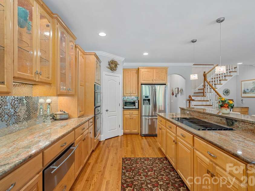 104 Timberside Drive, Davidson, NC 28036.  MLS# CAR4381791, YatesRealty ID 24822. 