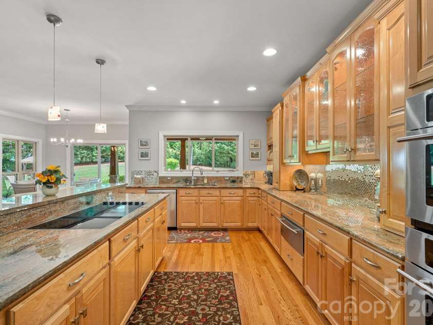 104 Timberside Drive, Davidson, NC 28036.  MLS# CAR4381791, YatesRealty ID 24822. 