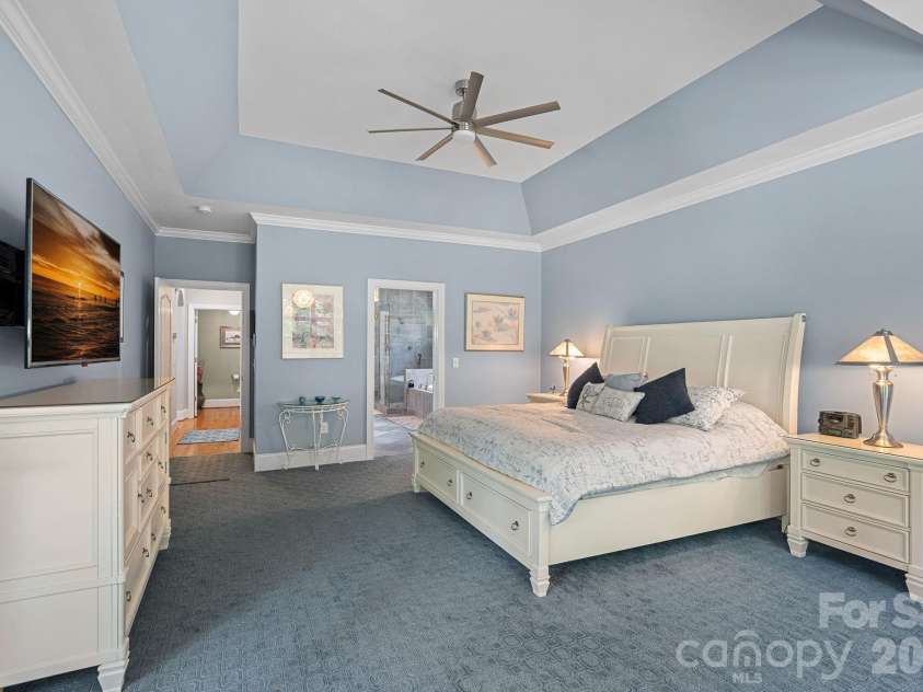 104 Timberside Drive, Davidson, NC 28036.  MLS# CAR4381791, YatesRealty ID 24822. 
