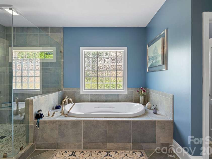 104 Timberside Drive, Davidson, NC 28036.  MLS# CAR4381791, YatesRealty ID 24822. 