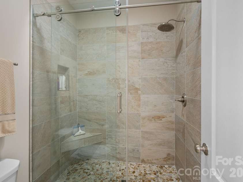 104 Timberside Drive, Davidson, NC 28036.  MLS# CAR4381791, YatesRealty ID 24822. 