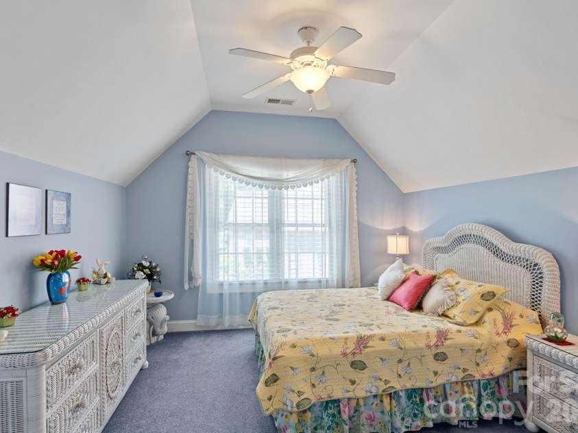 104 Timberside Drive, Davidson, NC 28036.  MLS# CAR4381791, YatesRealty ID 24822. 
