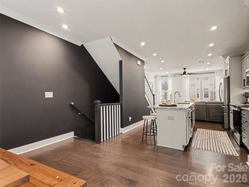 2011 Federation Court, Charlotte, NC 28205.  MLS# CAR4376038, YatesRealty ID 24825. 