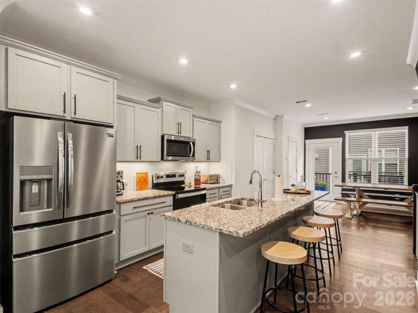 2011 Federation Court, Charlotte, NC 28205.  MLS# CAR4376038, YatesRealty ID 24825. 