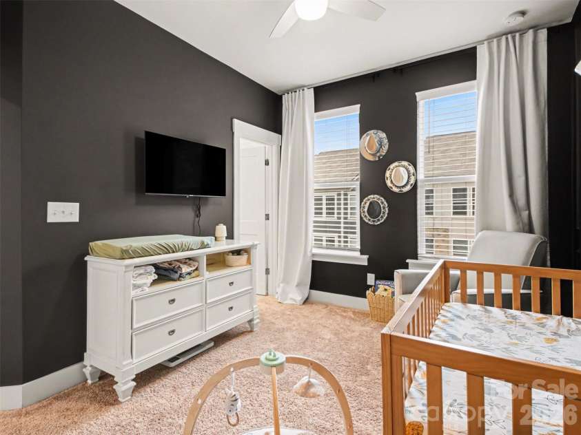 2011 Federation Court, Charlotte, NC 28205.  MLS# CAR4376038, YatesRealty ID 24825. 