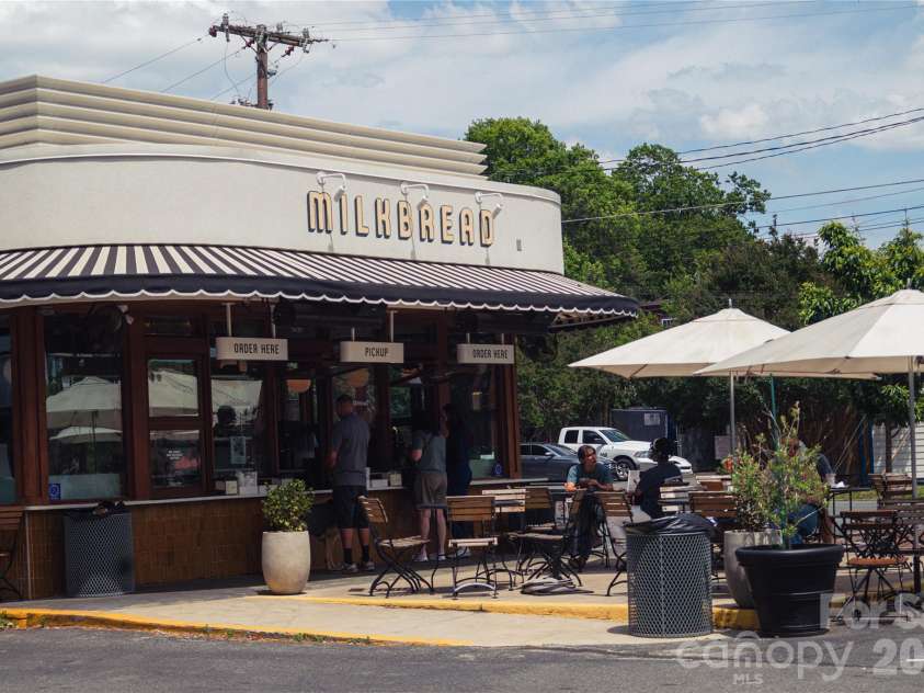 2011 Federation Court, Charlotte, NC 28205.  MLS# CAR4376038, YatesRealty ID 24825. A fave, milkbread for coffee and a quick bite.