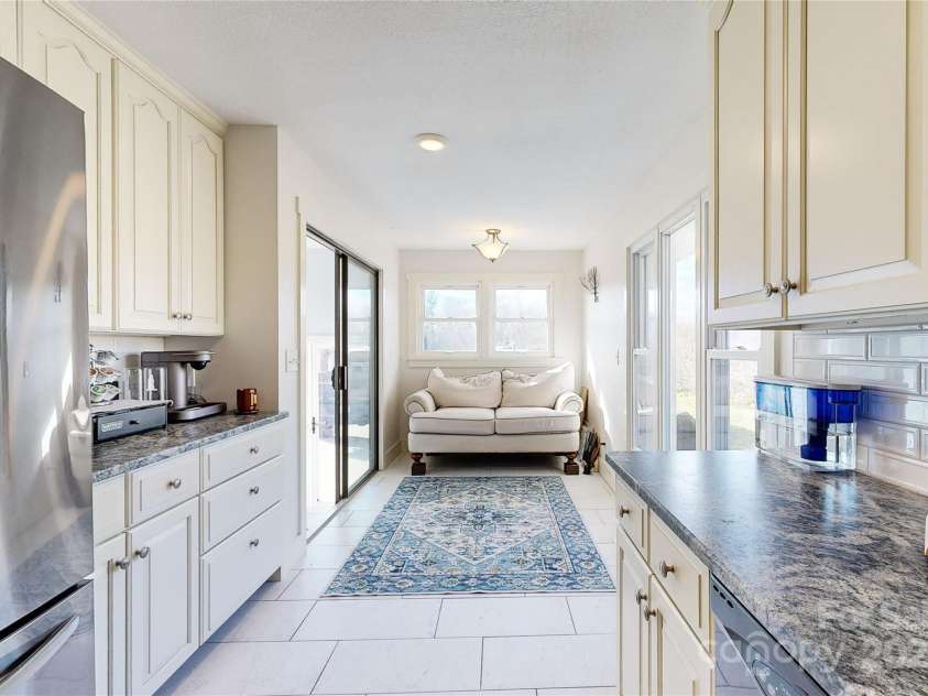 598 Miles View Drive, Mills River, NC 28759.  MLS# CAR4270895, YatesRealty ID 24825. 