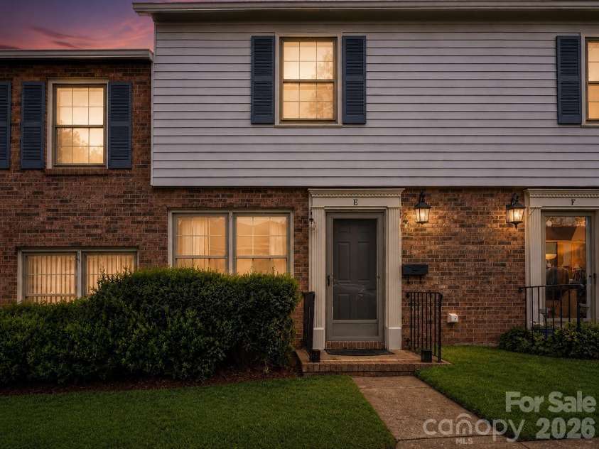6436 Old Pineville Road, Charlotte, NC 28217.  MLS# CAR4379366, YatesRealty ID 24826. 