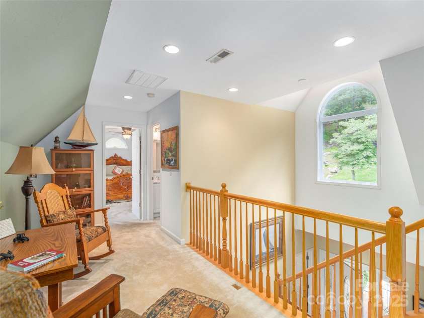 80 Feather Lane, Waynesville, NC 28786.  MLS# CAR4268349, YatesRealty ID 24826. 