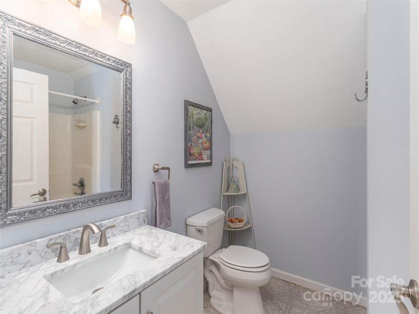 80 Feather Lane, Waynesville, NC 28786.  MLS# CAR4268349, YatesRealty ID 24826. 