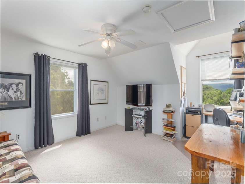 80 Feather Lane, Waynesville, NC 28786.  MLS# CAR4268349, YatesRealty ID 24826. 