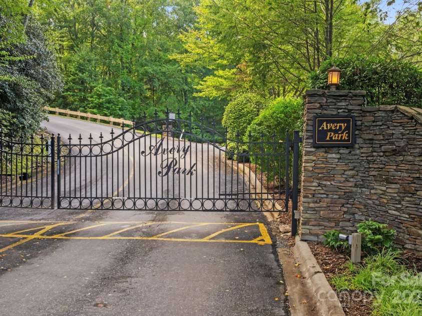 458 Bluemist Way, Arden, NC 28704.  MLS# CAR4300268, YatesRealty ID 2483. Community Entrance 