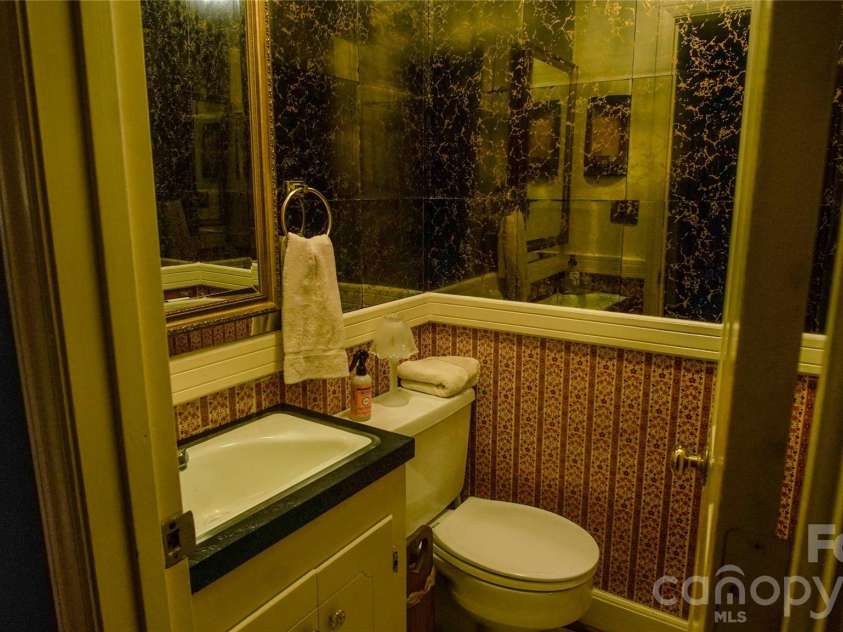 204 Old Stagecoach Road, Lawndale, NC 28090.  MLS# CAR4384627, YatesRealty ID 24830. 