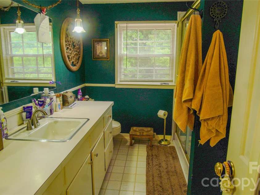 204 Old Stagecoach Road, Lawndale, NC 28090.  MLS# CAR4384627, YatesRealty ID 24830. 