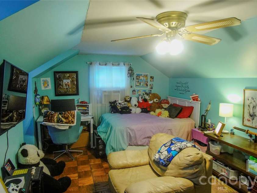 204 Old Stagecoach Road, Lawndale, NC 28090.  MLS# CAR4384627, YatesRealty ID 24830. Second Bedroom