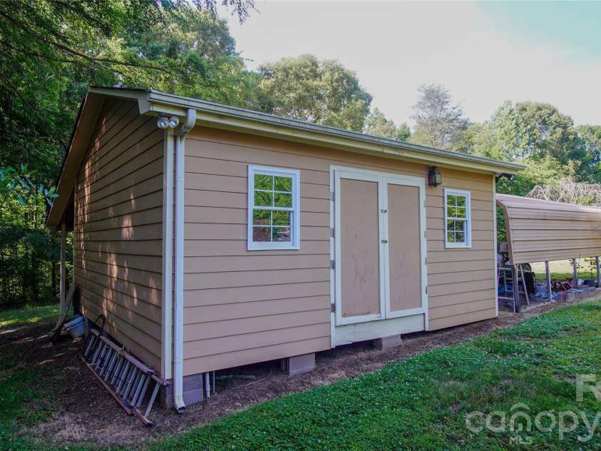 204 Old Stagecoach Road, Lawndale, NC 28090.  MLS# CAR4384627, YatesRealty ID 24830. Storage