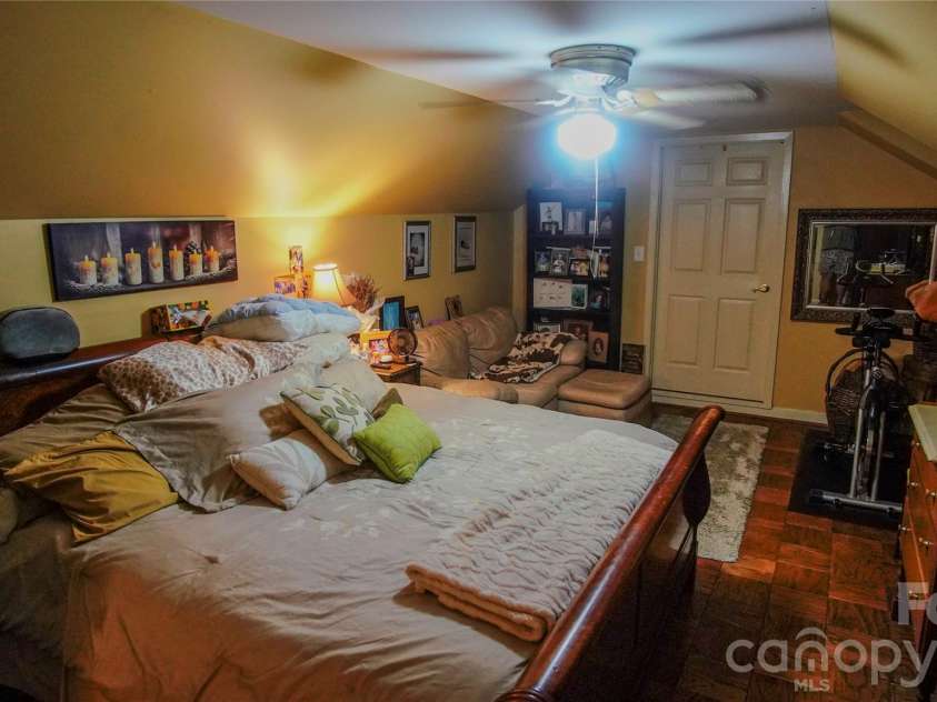 204 Old Stagecoach Road, Lawndale, NC 28090.  MLS# CAR4384627, YatesRealty ID 24830. Third Bedroom