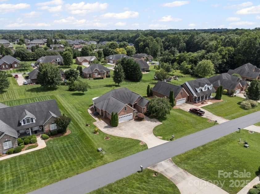 2872 Wheat Field Court, Lincolnton, NC 28092.  MLS# CAR4271500, YatesRealty ID 24831. 
