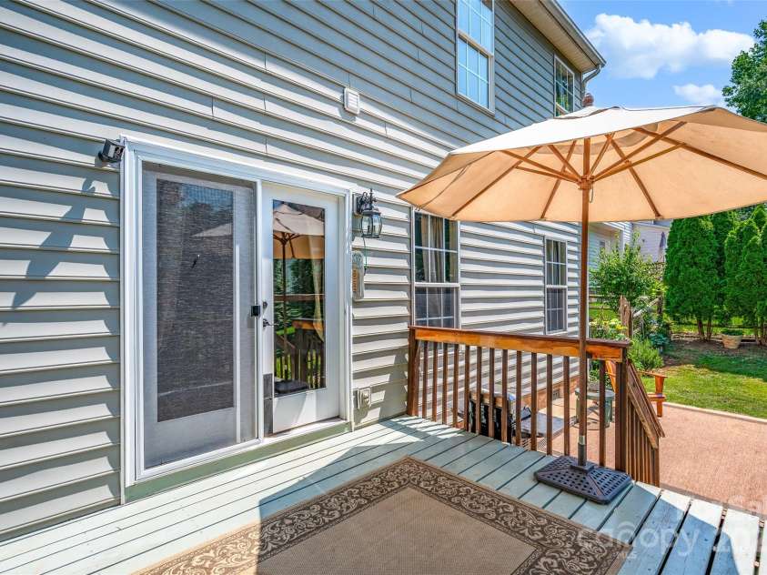 167 Foxtail Drive, Mooresville, NC 28117.  MLS# CAR4267195, YatesRealty ID 24832. 