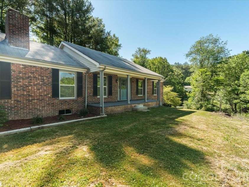 14 Jack Sullins Road, Spruce Pine, NC 28777.  MLS# CAR4380242, YatesRealty ID 24833. 