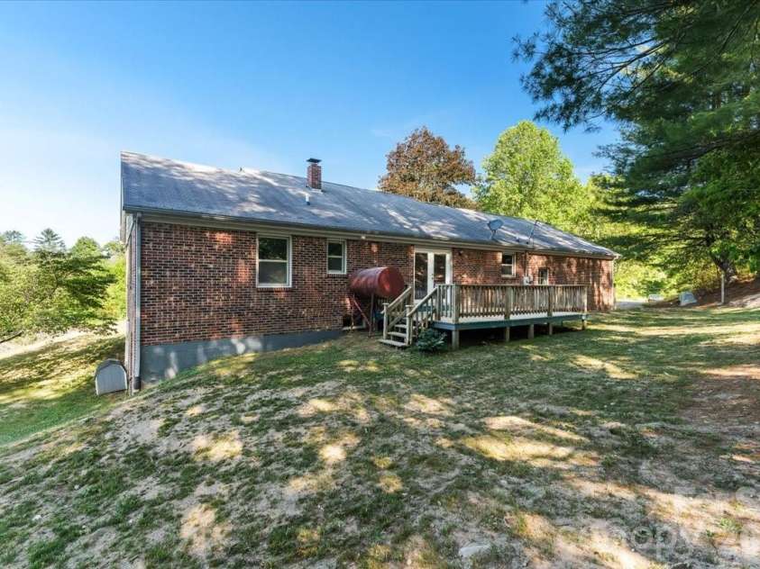 14 Jack Sullins Road, Spruce Pine, NC 28777.  MLS# CAR4380242, YatesRealty ID 24833. 