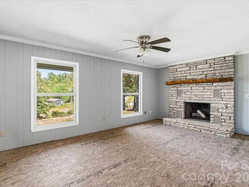 14 Jack Sullins Road, Spruce Pine, NC 28777.  MLS# CAR4380242, YatesRealty ID 24833. 