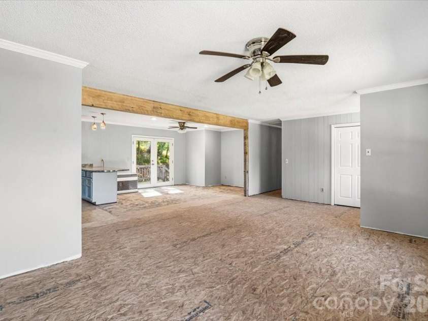 14 Jack Sullins Road, Spruce Pine, NC 28777.  MLS# CAR4380242, YatesRealty ID 24833. 