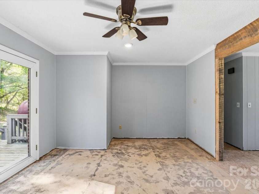 14 Jack Sullins Road, Spruce Pine, NC 28777.  MLS# CAR4380242, YatesRealty ID 24833. 